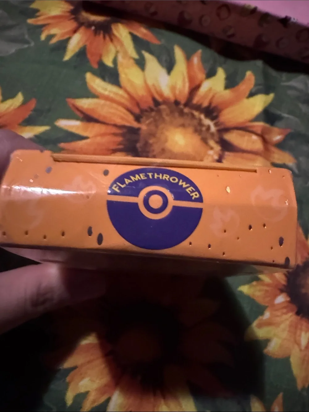 NWTColourPop Pokémon Charmander Super Shock Shadow Flame Thrower Crème to POWder